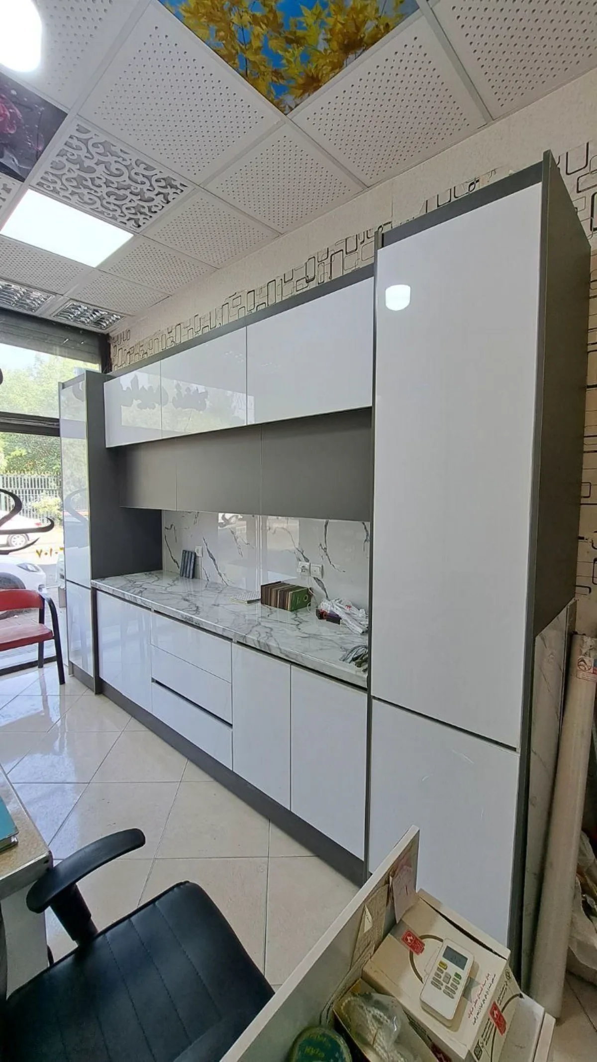 فروش کابینت نمایشگاهی به عنوان کابینت های گلاس دست دوم