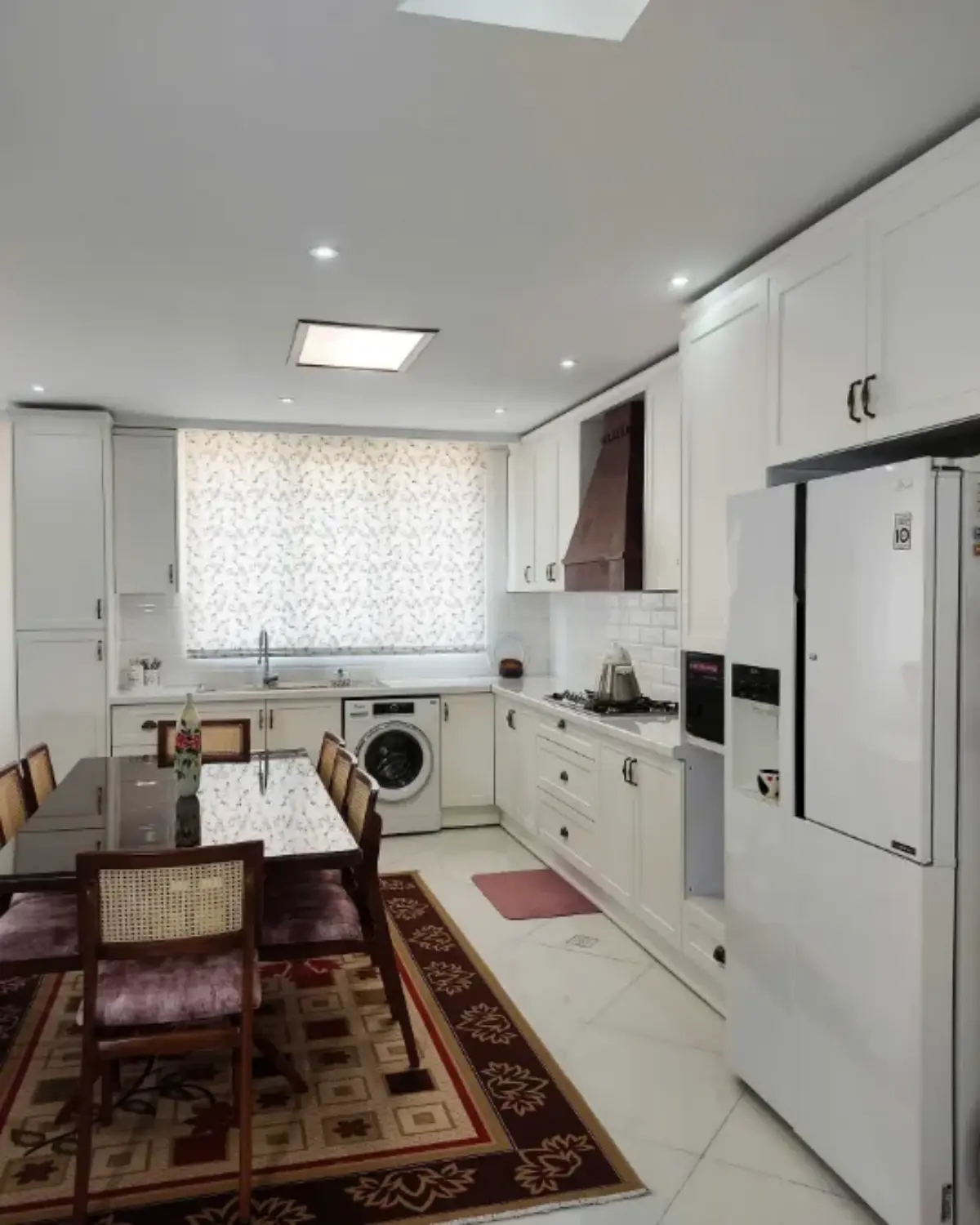 کابینت نئوکلاسک سفید
