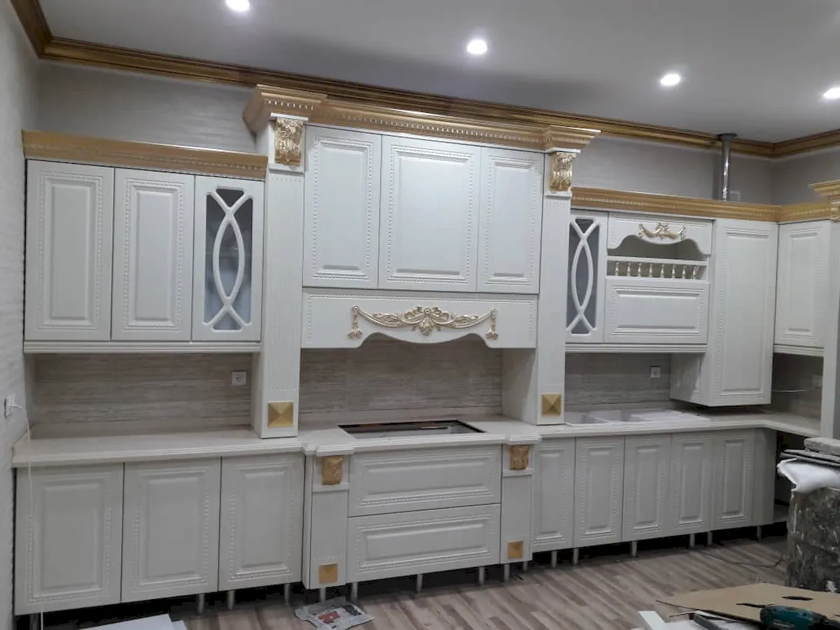 کابینت کلاسیک سفید طلایی